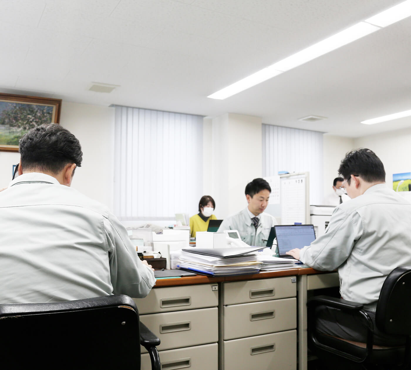 お客様の真のニーズをとらえ、最善の解決方法をご提案します。